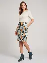 Model_wearing_skirt_in_studio_2K_20260922234159.webp