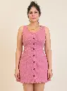 Model_wearing_dress_in_studio_2K_20260922183701.webp