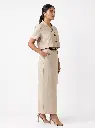 Isolate_woman_pose_reference_image_2K_20261004011732.webp