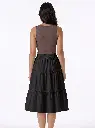 Crop_woman_profile_image_2K_20261004015030.webp
